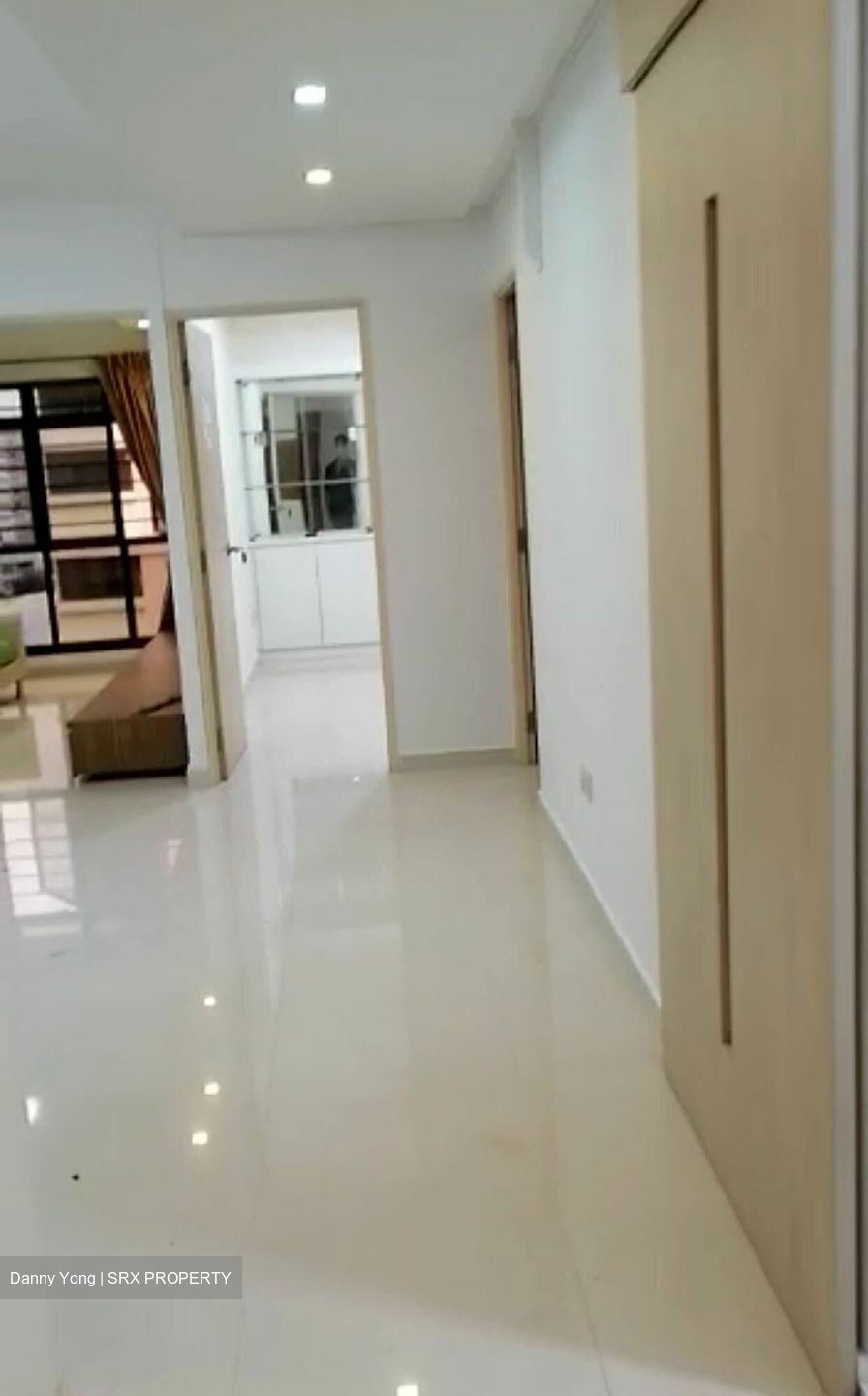 Blk 654B Jurong West Street 61 (Jurong West), HDB 5 Rooms #592543411